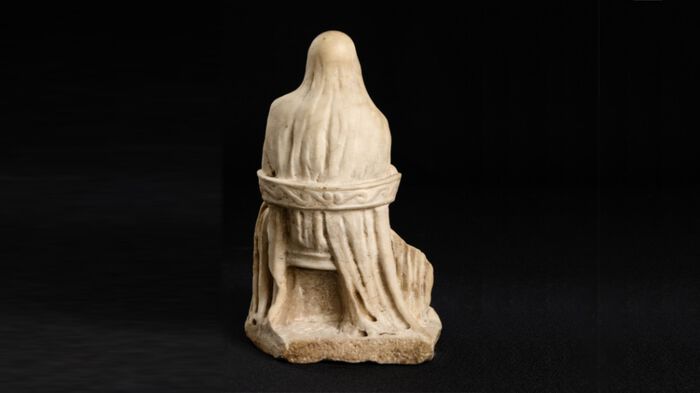 statue, marble, womans back, 