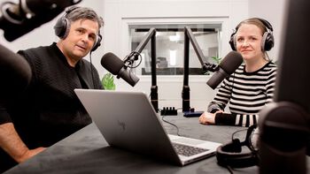 Picture of Associate professors Kjerstin Aukrust and Franck Orban in a podcast studio.