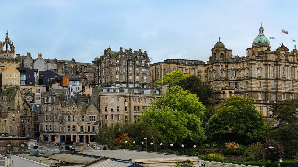 Historical buildings in Edinburgh