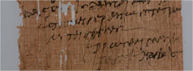 Utsnitt av papyrus. Foto.