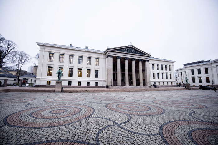 Illustrasjonsbilde av Domus media, hovedbygningen i sentrum. 
