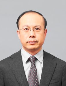 Portrait photo of Dr. Chen Zhimin