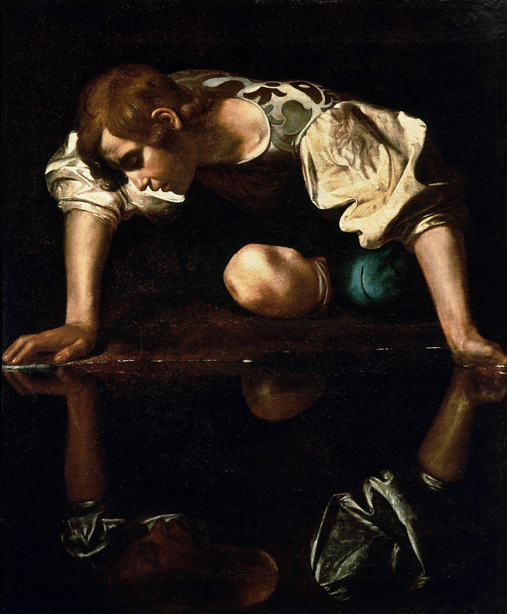 Narcissus som ser sitt eget speilbilde i vannet